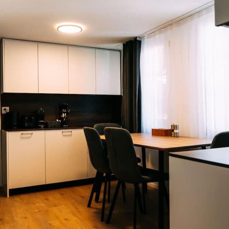 Lakeside Lela Apartment near Interlaken - Apartment - 5