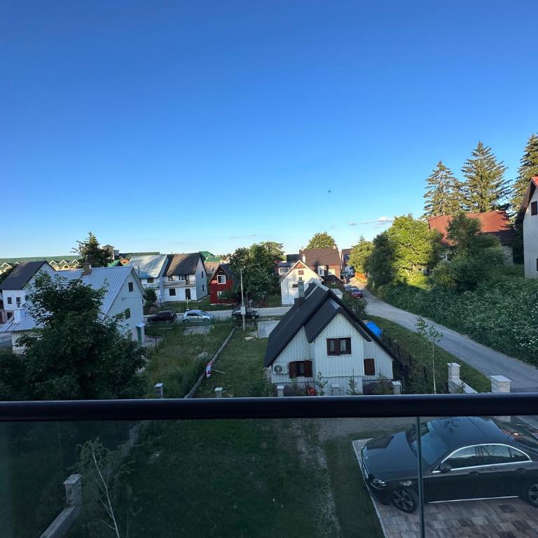 Samsa lux house in the center of Žabljak - Two-Bedroom Villa - 16
