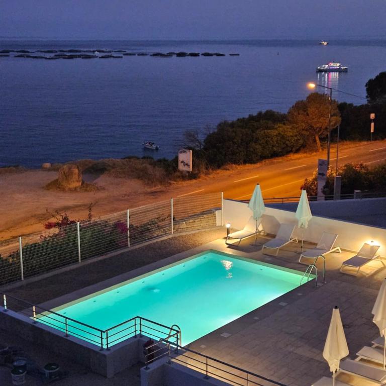 Chez Vicky, superbe appartement avec parking privé piscine et vue exceptionnelle - Appartamento con 2 Camere da Letto - 2