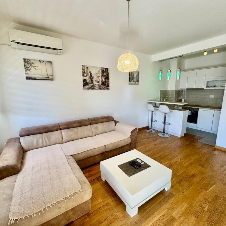 Fanky City Apartments - Apartment - 11