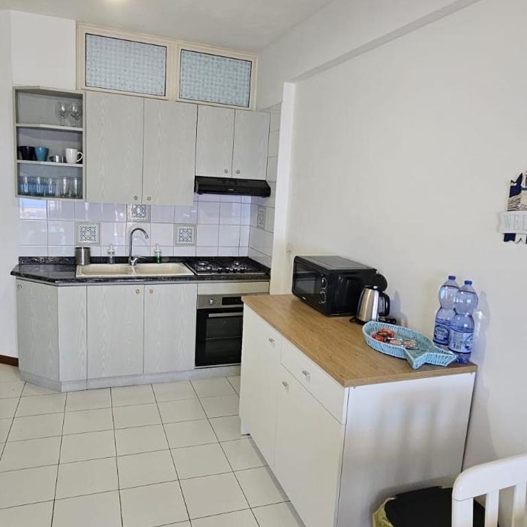 Casa Vittoria - Appartamento con Vista Mare - 11