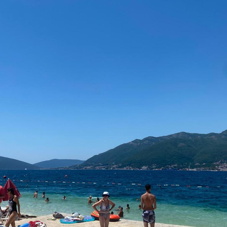 Luxury 2BR Apartment with Terrace & Parking near Porto Montenegro - Apartman sa 2 Spavaće Sobe - 16