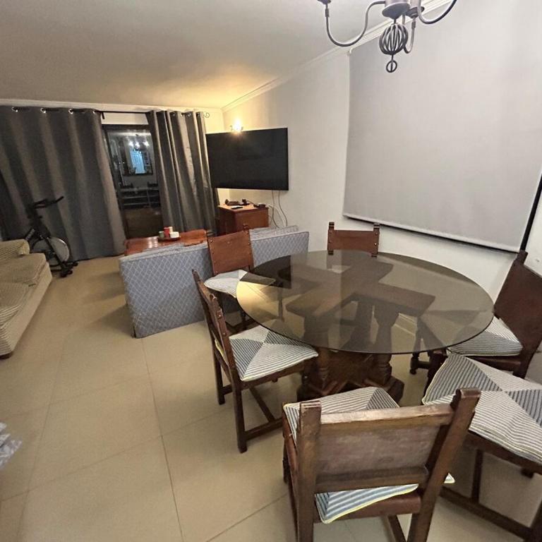 Apartamento frente a la playa - Four-Bedroom Apartment with Balcony - 14