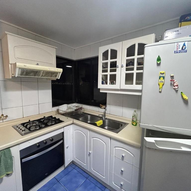 Apartamento frente a la playa - Four-Bedroom Apartment with Balcony - 18