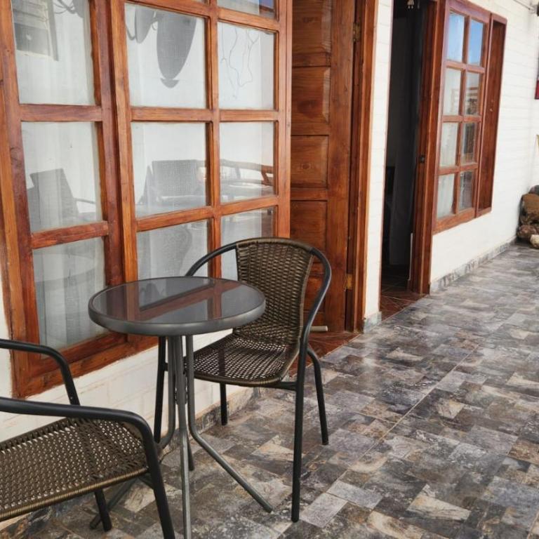 Hostal Malú - Double Room with Private Bathroom - 8