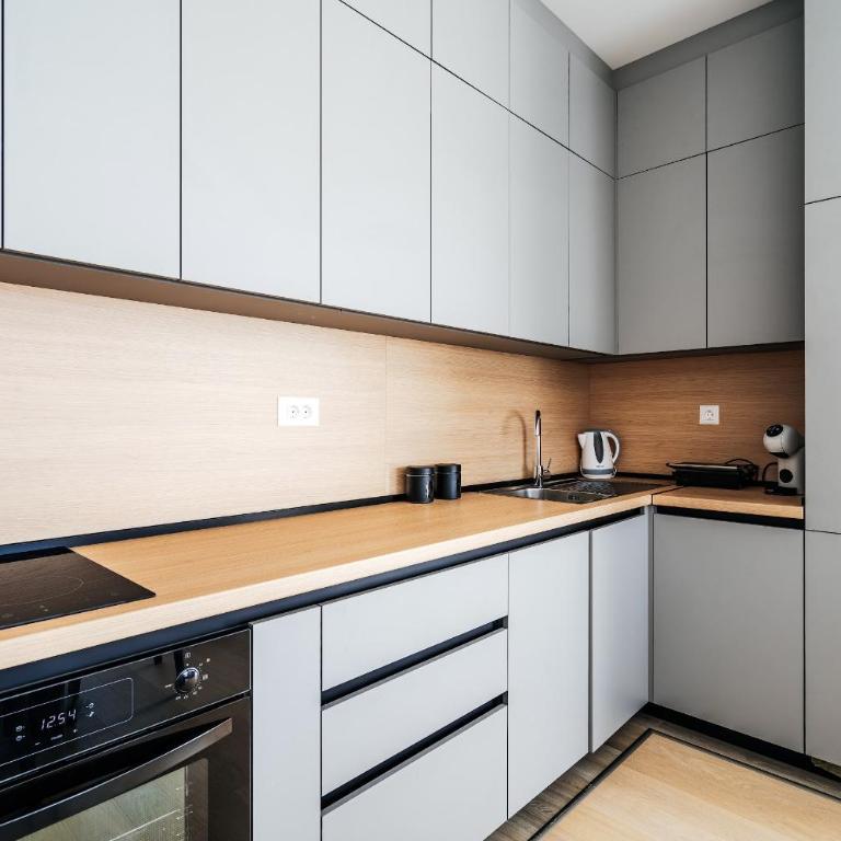 Twin Towers By In Property - Apartment with Sea View - 17