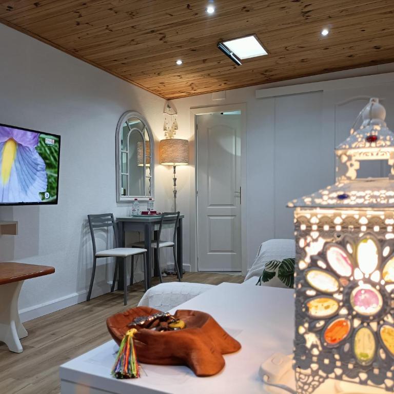 La casa del Buda Cerca de la playa con piscina - One-Bedroom Apartment - 3
