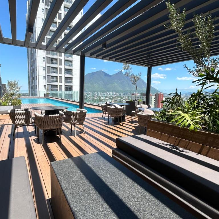 Elegante loft apartment Paseo Santa Lucia king size bed, alberca, gym, parking, kids club - One-Bedroom Apartment - 2