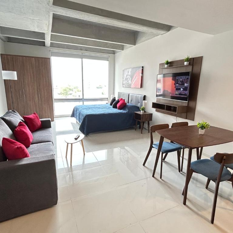 Elegante loft apartment Paseo Santa Lucia king size bed, alberca, gym, parking, kids club - One-Bedroom Apartment - 19