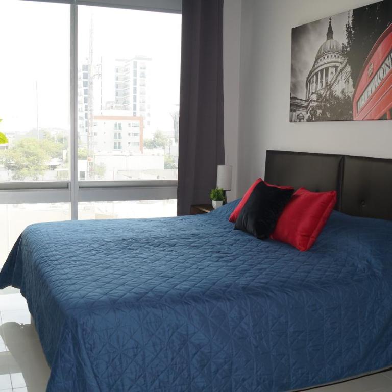 Elegante loft apartment Paseo Santa Lucia king size bed, alberca, gym, parking, kids club - One-Bedroom Apartment - 6