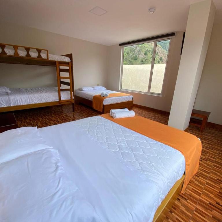 Hotel Shannon 360 - Standard Quadruple Room - 4