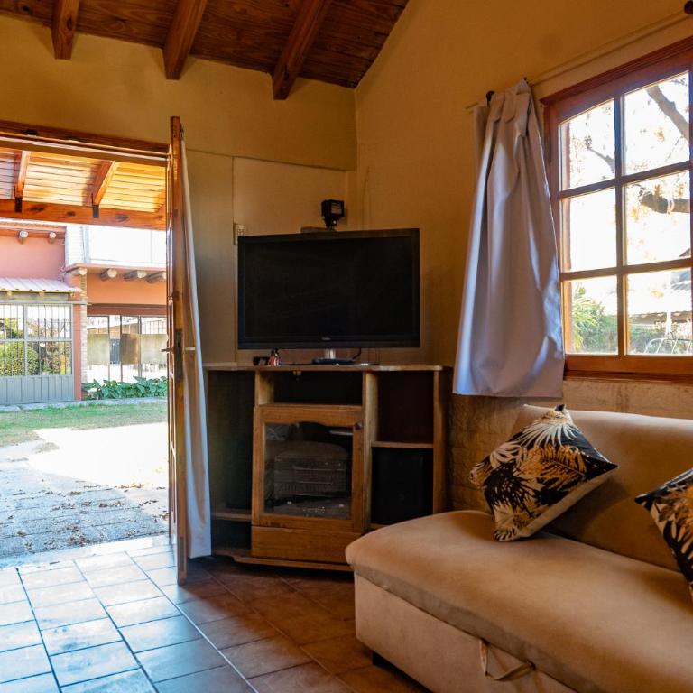 Cabañas En Mendoza El Bermejo - Three-Bedroom Apartment - 8