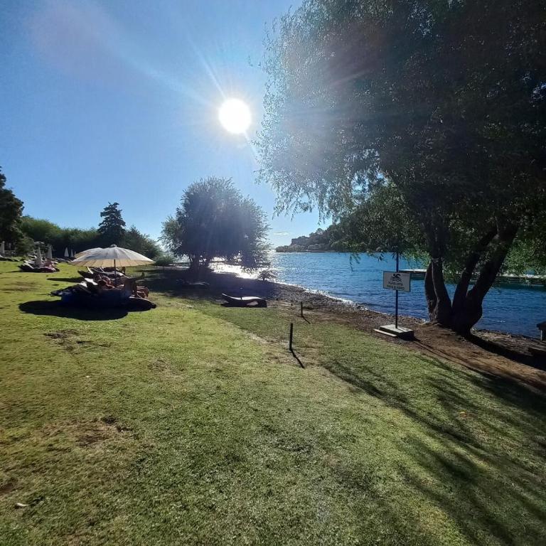 First floor, lake access 2D 2B Parque Pinares - Two-Bedroom Apartment - 1