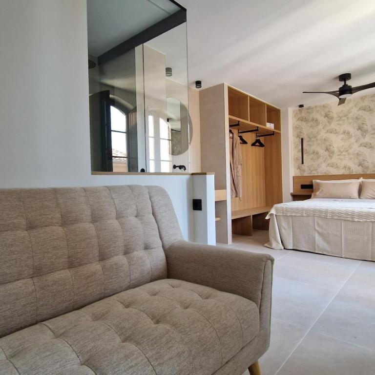 Las Campanas de la Catedral Suite Jacuzzi - Apartamento de 1 dormitorio con bañera de hidromasaje - 4