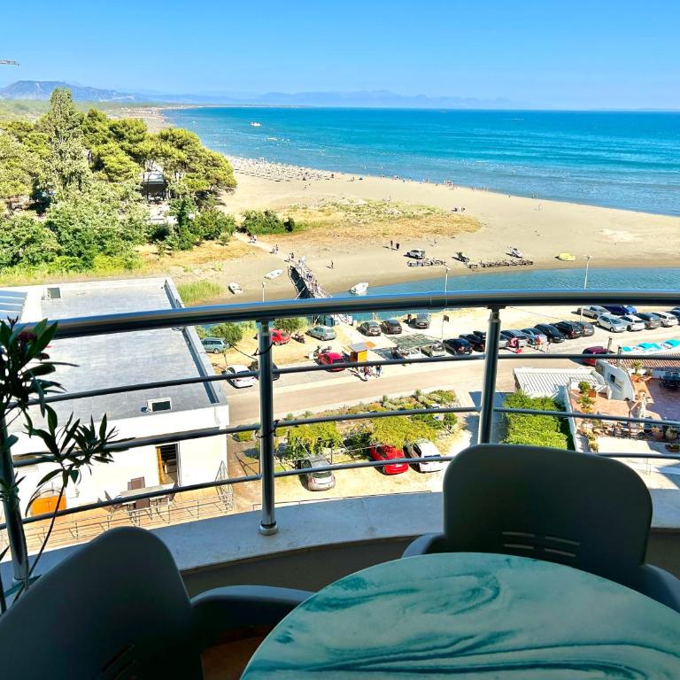 Romantica Apartments - Apartman sa 2 Spavaće Sobe, Balkonom i Pogledom na More - 3