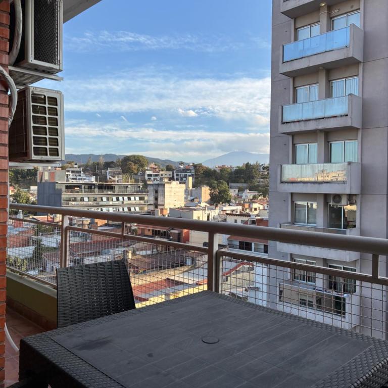 Depto amplio y cómodo en Jujuy - Apartamento de 3 dormitorios - 23