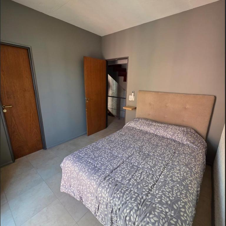 Urbana Mendoza - Apartamento Céntrico con Terraza - Apartamento de 3 dormitorios - 2