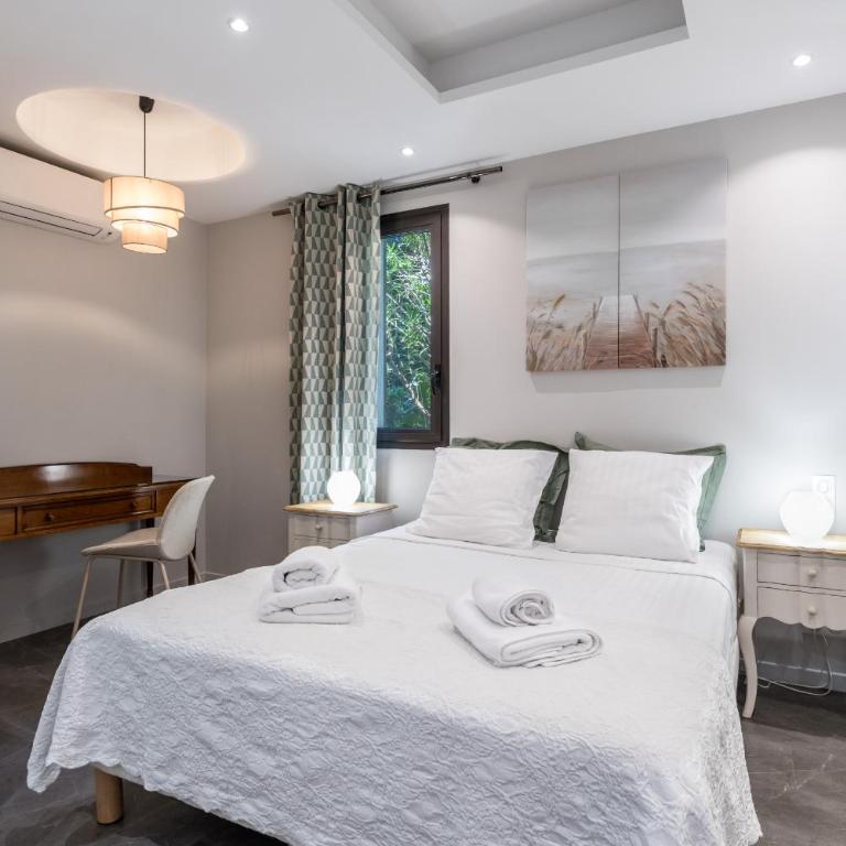 ADRIANA by Terry's Homes WATERFRONT SEAVIEW BEACH - Appartement 2 Chambres avec Terrasse et Vue sur la Mer - 10