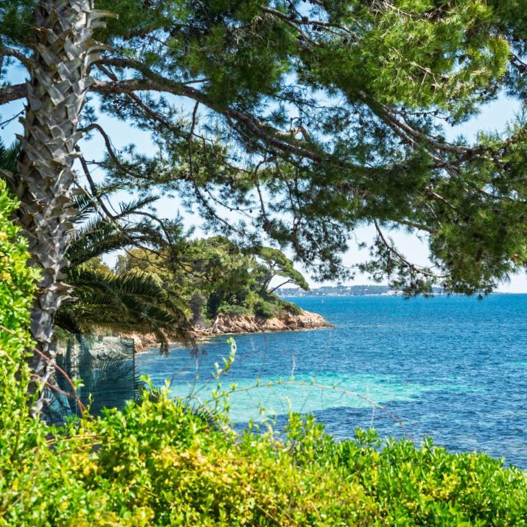 ADRIANA by Terry's Homes WATERFRONT SEAVIEW BEACH - Appartement 2 Chambres avec Terrasse et Vue sur la Mer - 14