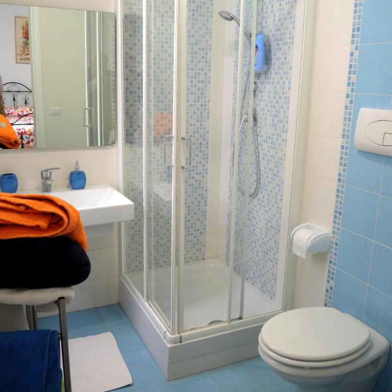 La Casa Di Ermelinda - Camera Tripla con Bagno Privato - 2