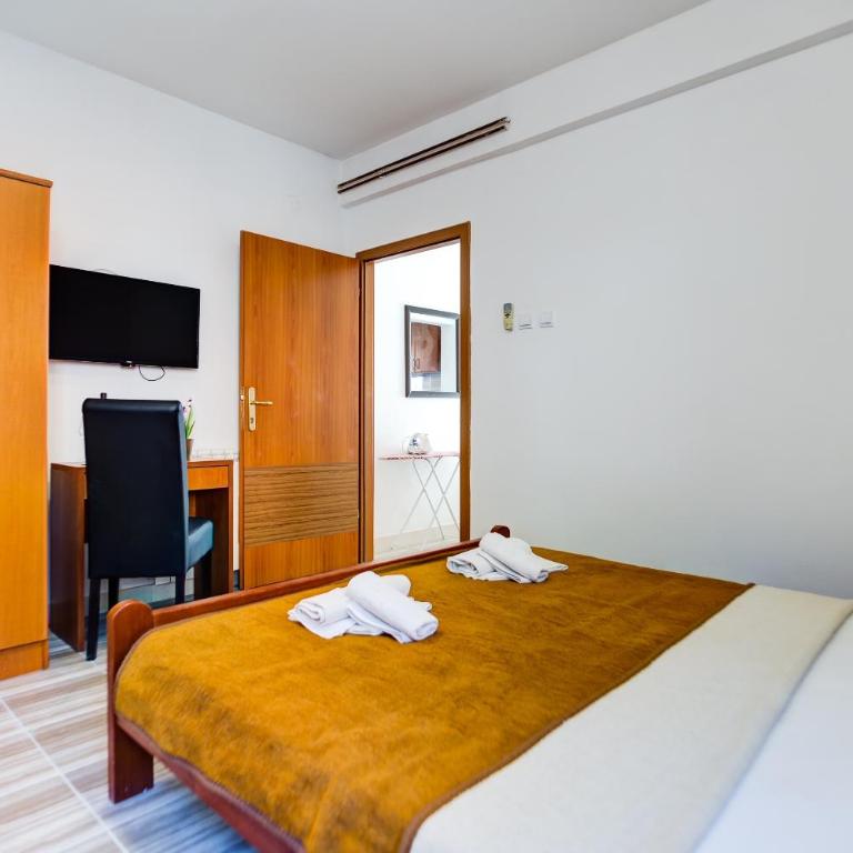 Apartments More 2 - Economy Double Room - 6