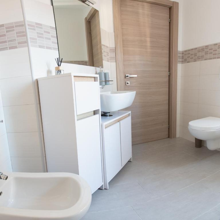 Mansarda in centro - Relax a due passi dal Lago Maggiore - Appartamento con 2 Camere da Letto - 20