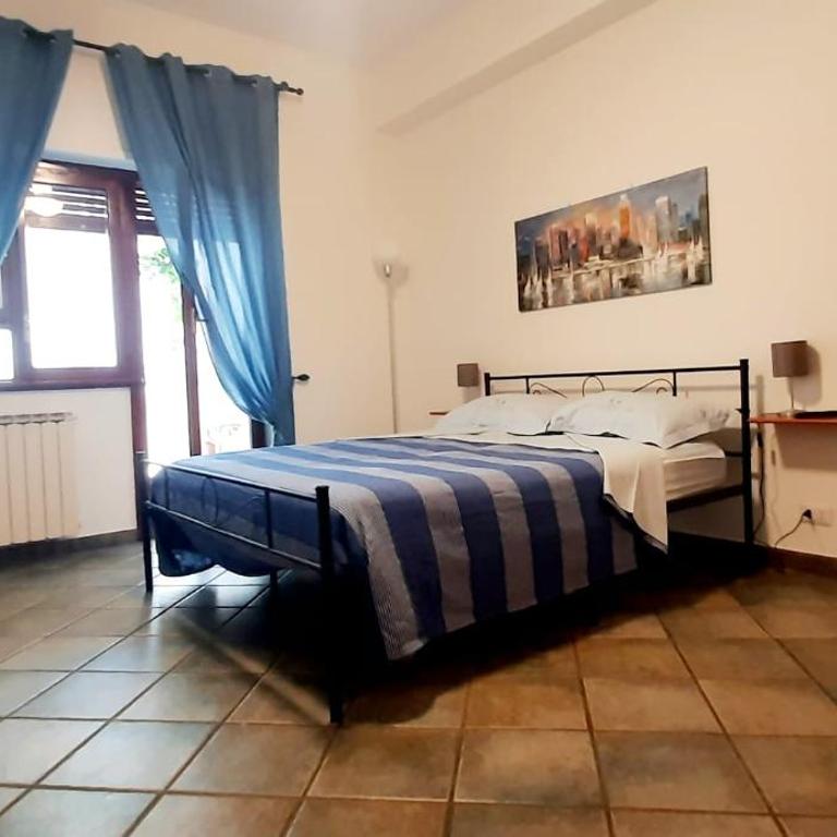 Alloggio Turistico in Via delle Baleniere - Appartamento con 2 Camere da Letto - 3