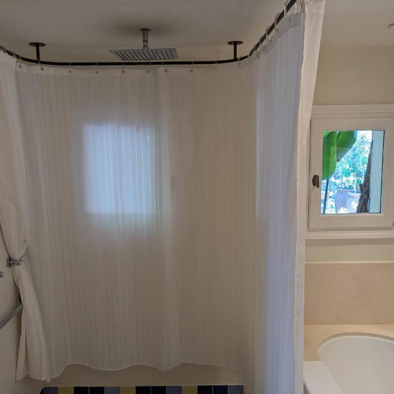 Pastis Hotel Saint-Tropez - Suite Junior - Vue sur Jardin - 8