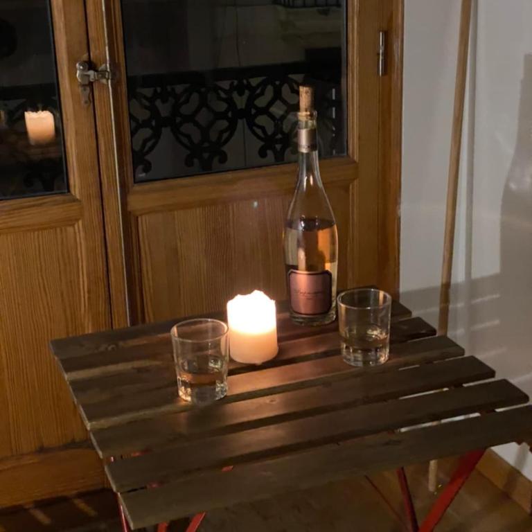 Bright, charming,in the historic center - Two-Bedroom Apartment - 5