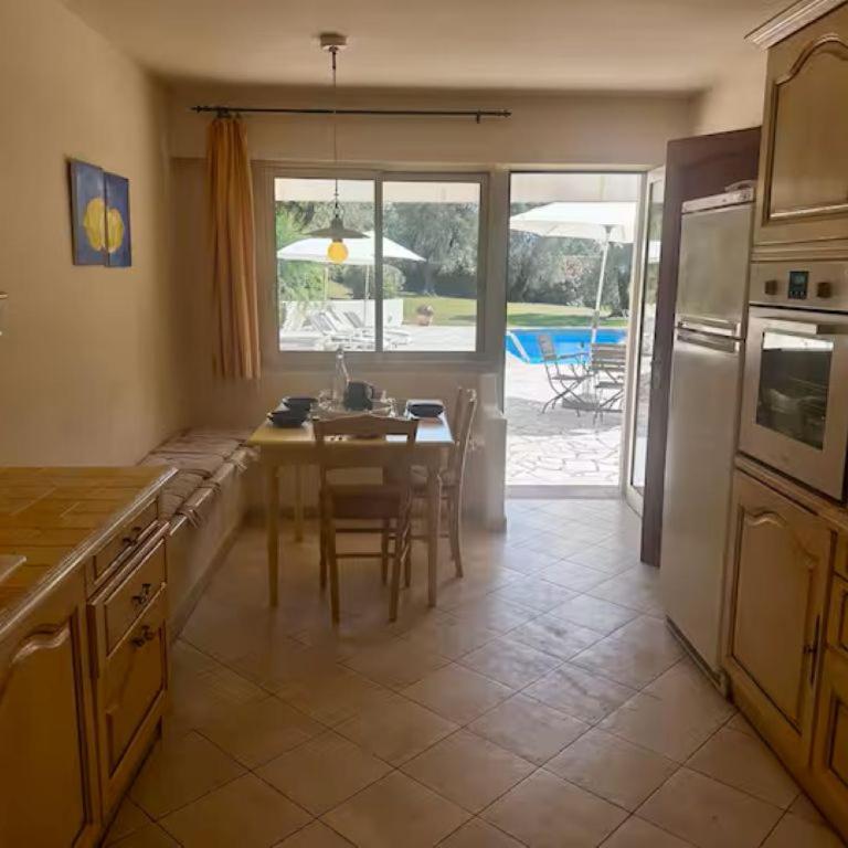 Holiday Home Côte d'Azur - Maison 4 Chambres - 31