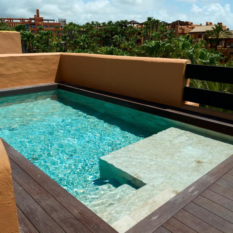 Aparthotel Novo Resort - Apartamento de lujo con 3 dormitorios, bañera de hidromasaje y piscina privada - Ático - 4