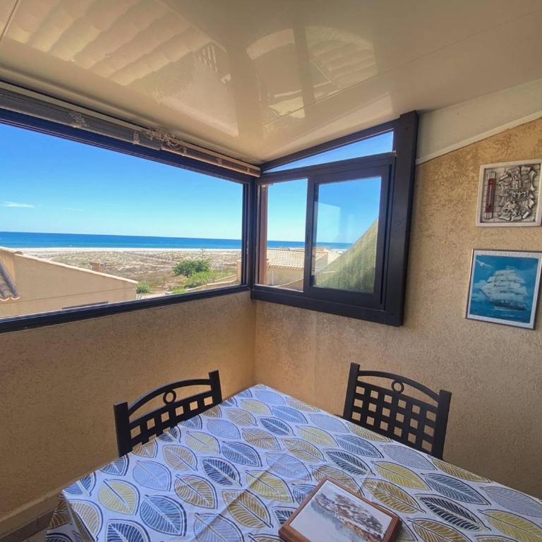 Maison T3 face à la mer, 4 pers, parking privé, plage ~500m, commerces proches - FR-1-81-72 - Villa - 6