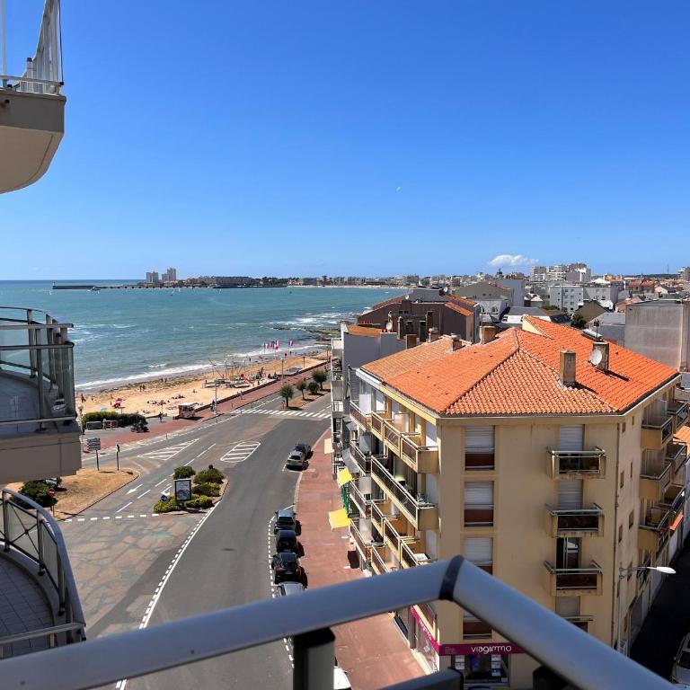 Appartement pour 6 personnes aux Sables-d'Olonne, proche plage, avec balcon - FR-1-197-192 - Appartement (5 Adultes) - 13