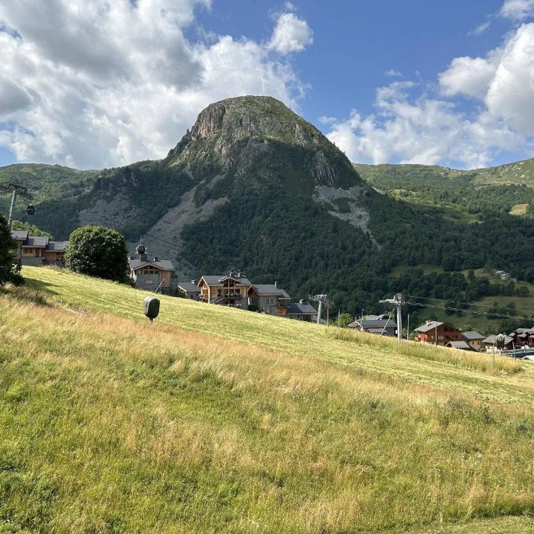 Spacieux appartement 8p avec piscine, spa, et parking, proche des pistes - Appartement 3 Chambres - 25