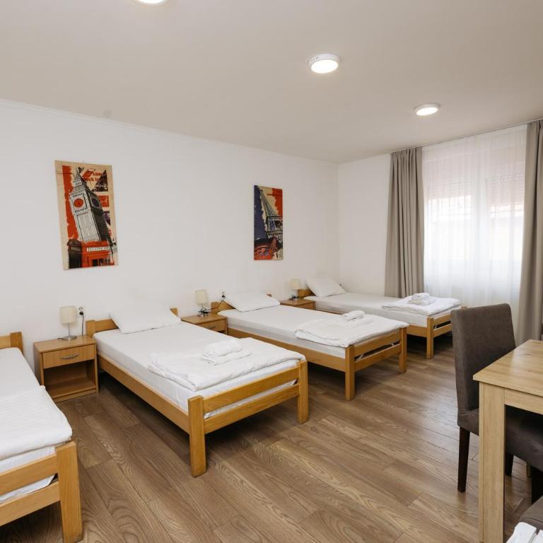 Rooms Gat - Standard Quadruple Room - 5