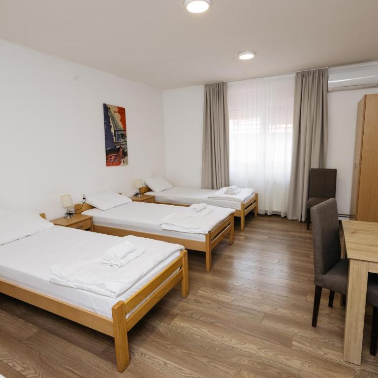 Rooms Gat - Standard Quadruple Room - 1
