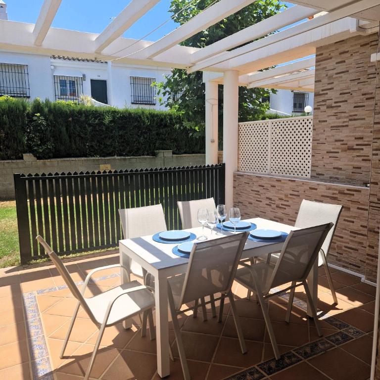 Primera Línea de Playa Casa adosada La Balconera - Apartamento de 2 dormitorios con terraza - 3