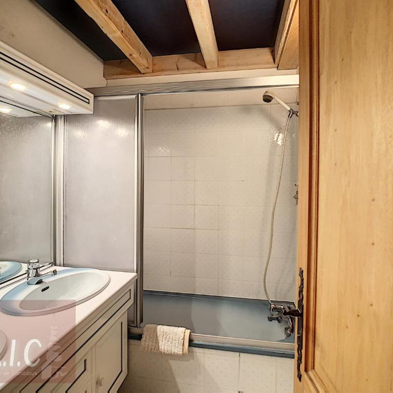 Grand Duplex 110m² 3 Chambres avec Balcon & Terrasse - Appartement 3 Chambres - 11