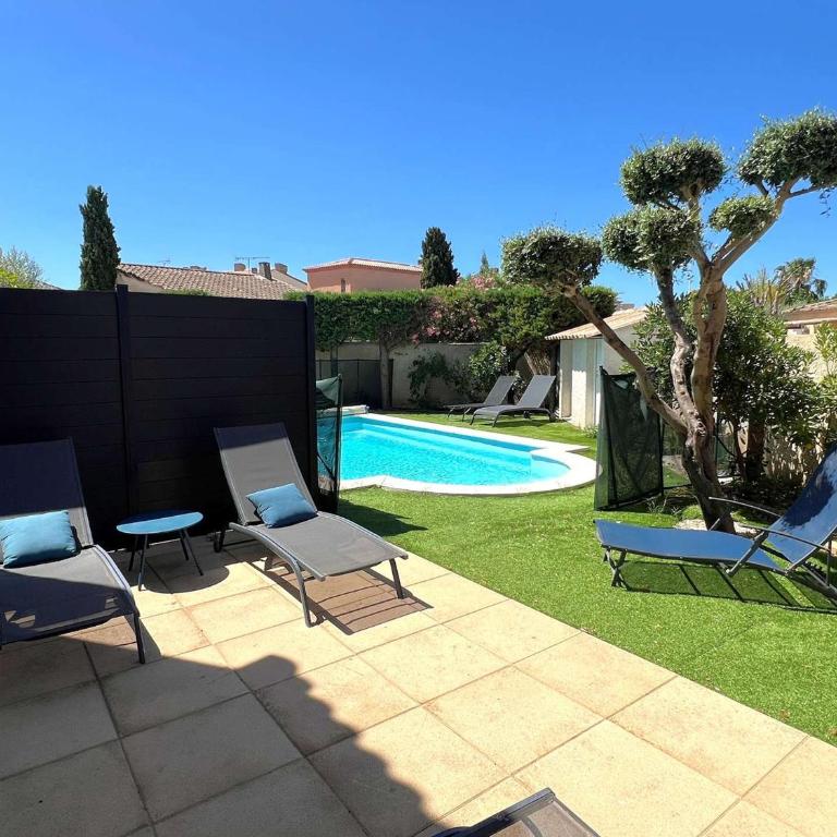 Villa 3 étoiles avec piscine privée, 500m de la plage, 4 chambres pour 6-8 pers. au Grau-du-Roi - FR-1-307-157 - Villa - 23