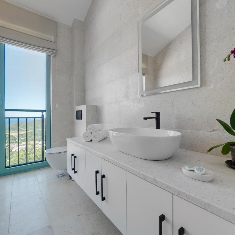 Villa Zvis - Private Pool and Sea View - Vila - 13