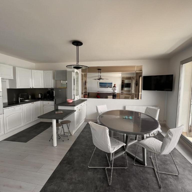 Appartement 2 chambres face plage avec parking, 3 étoiles - FR-1-197-376 - Apartment (6 Erwachsene) - 6