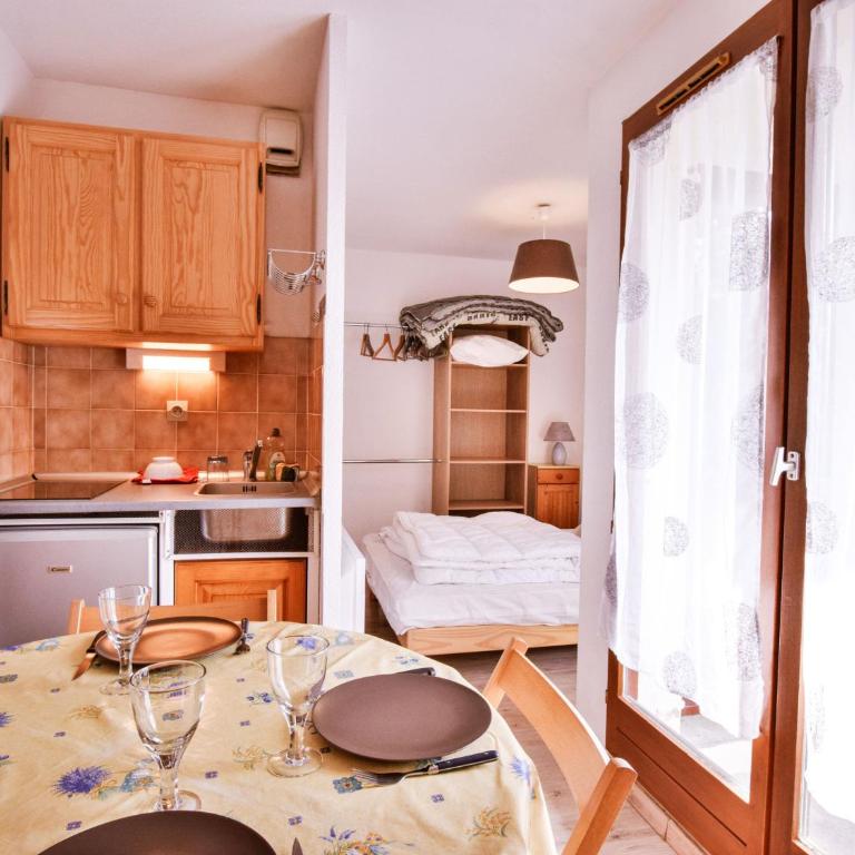 Charmant T2 de 23m² à Bernex, proche pistes et randonnées, avec balcon et tout équipé - Appartement 1 Chambre - 1