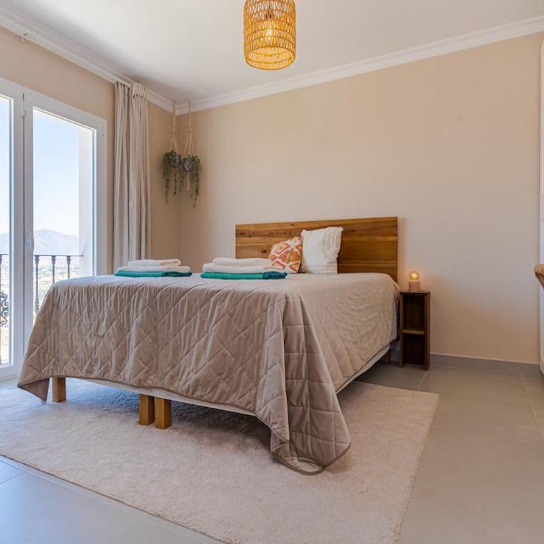 Huge luxury villa with stunning views - Casa de 6 dormitorios - 34