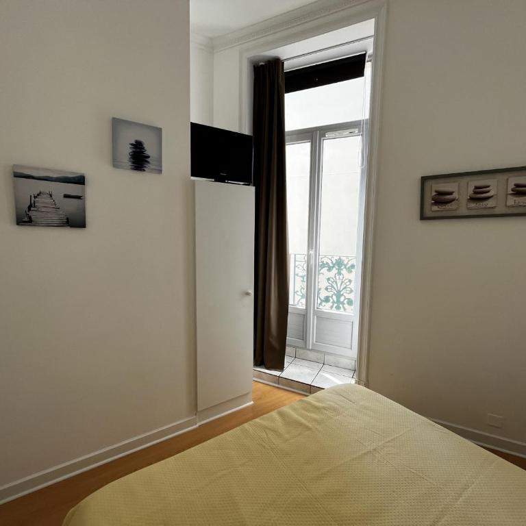 Appartement T2 avec piscine, parking, proche plage et commerces - FR-1-197-536 - Apartment - 6