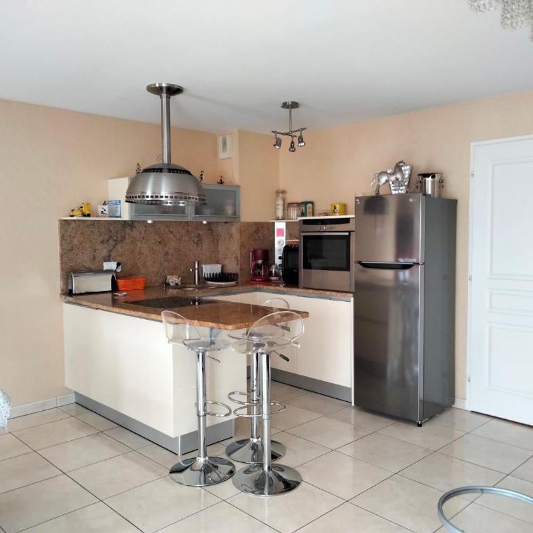 Duplex de Charme - Proche Plage, Port & Rues Piétonnes avec Parking Privé - FR-1-331-6 - Apartment (4 Adults) - 19