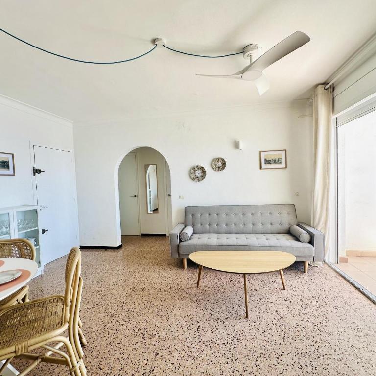 EL SOL. Tu hogar junto al mar – Apartamento cómodo para 5 personas en Roses. - ES-258-57 - Apartment - 8