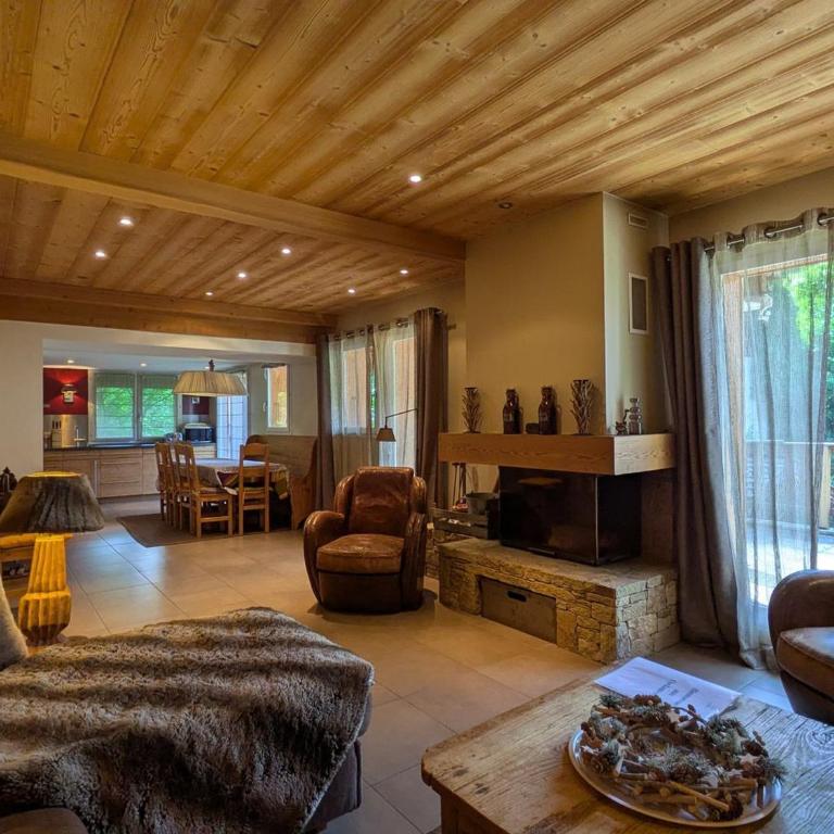 Demi-chalet 10 pers. au pied des pistes à La Clusaz - FR-1-459-22 - Appartement (10 Adultes) - 1