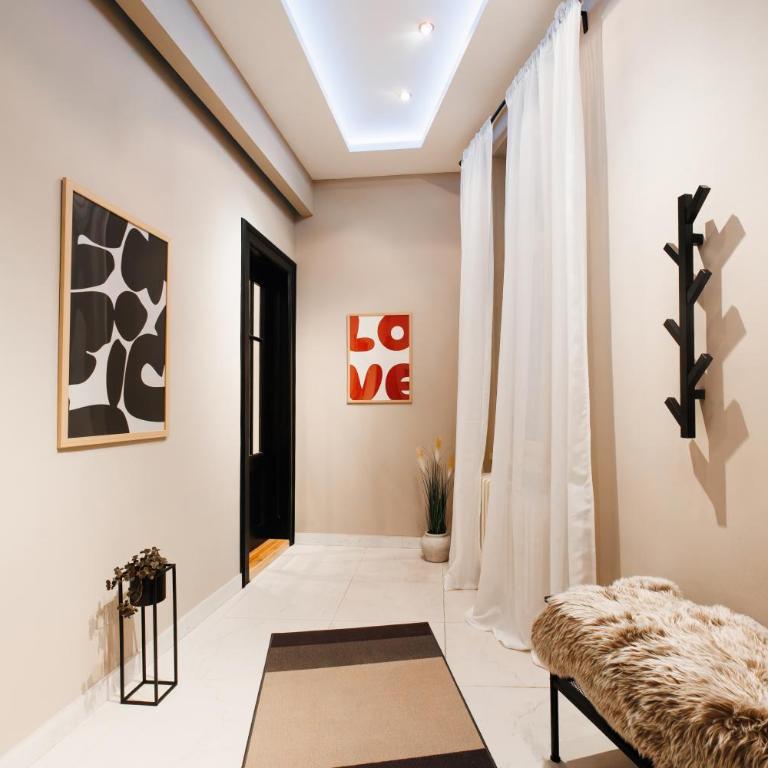 Soul House 110m2 with Balcony & Foosball Old Town - Three-Bedroom Apartment with Balcony - 51