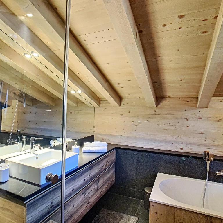 Duplex neuf avec terrasse face au Mont Blanc, 3 chambres et mezzanine, à 3 km du centre de Combloux - Appartement 3 Chambres - 5