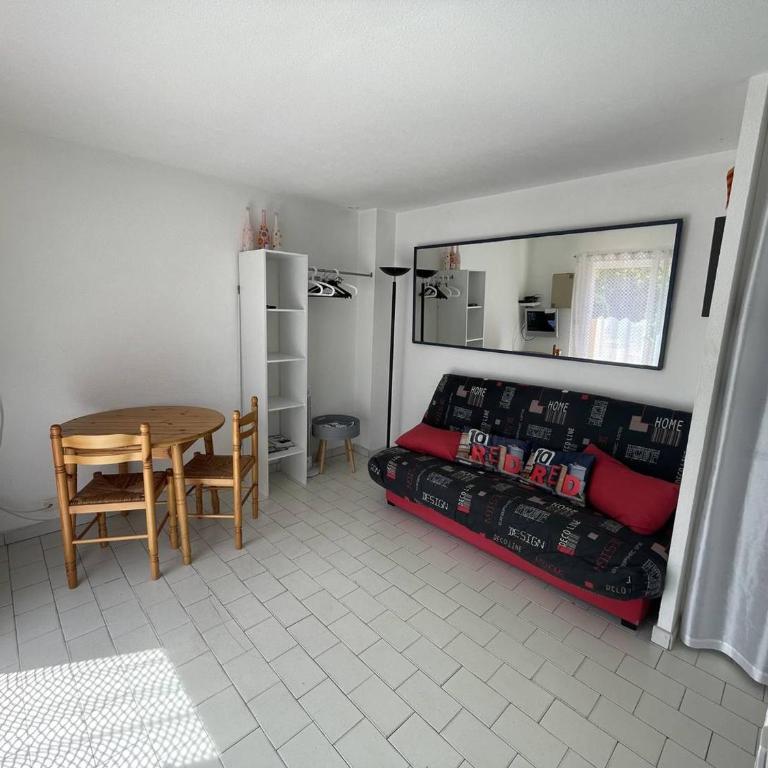 Studio proche plage avec terrasse et piscine à Saint-Cyprien - FR-1-106-64 - Appartamento - 5